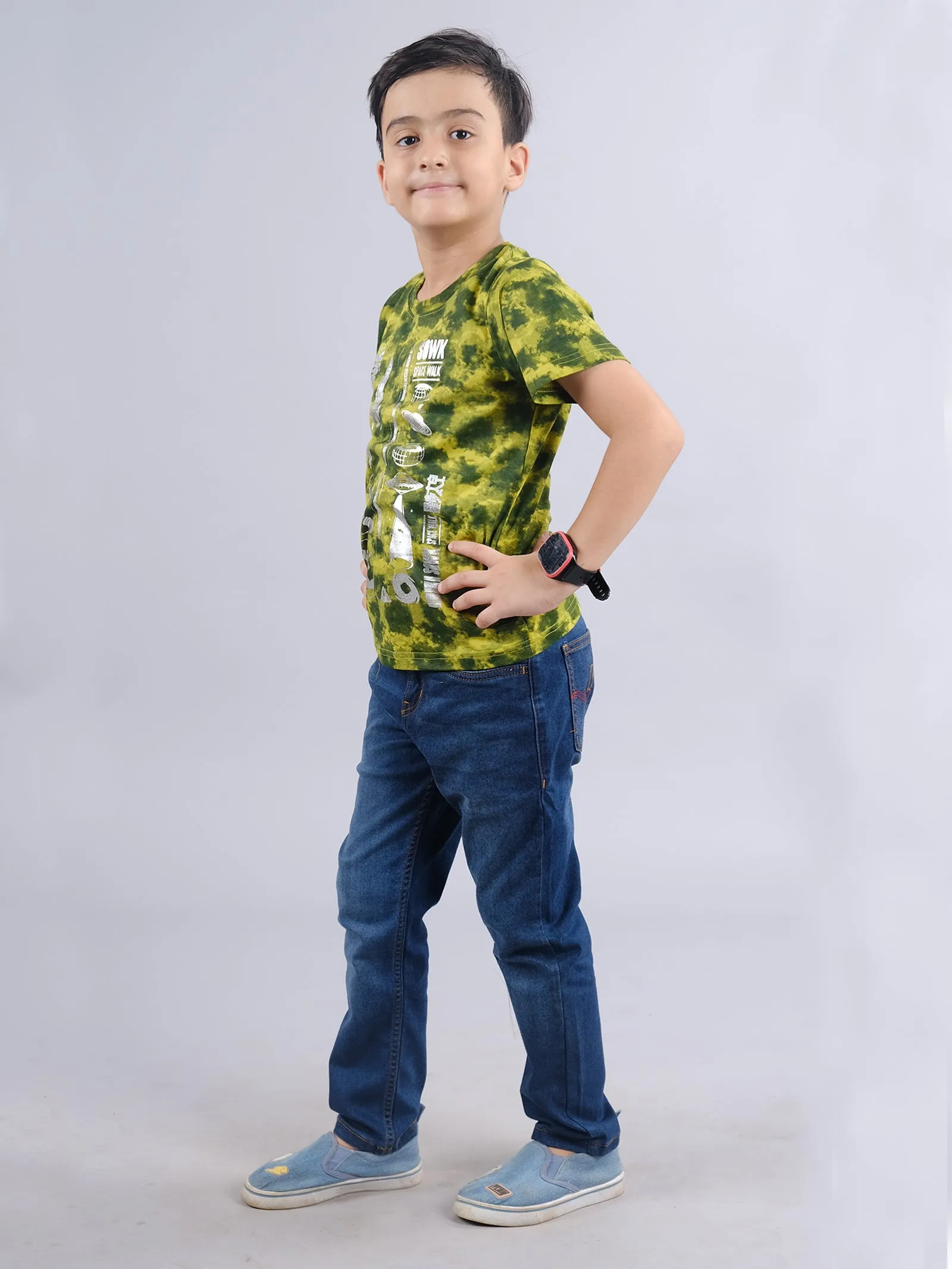 Boys Tie and Dye Chest Print Tee & Denim Pant Set