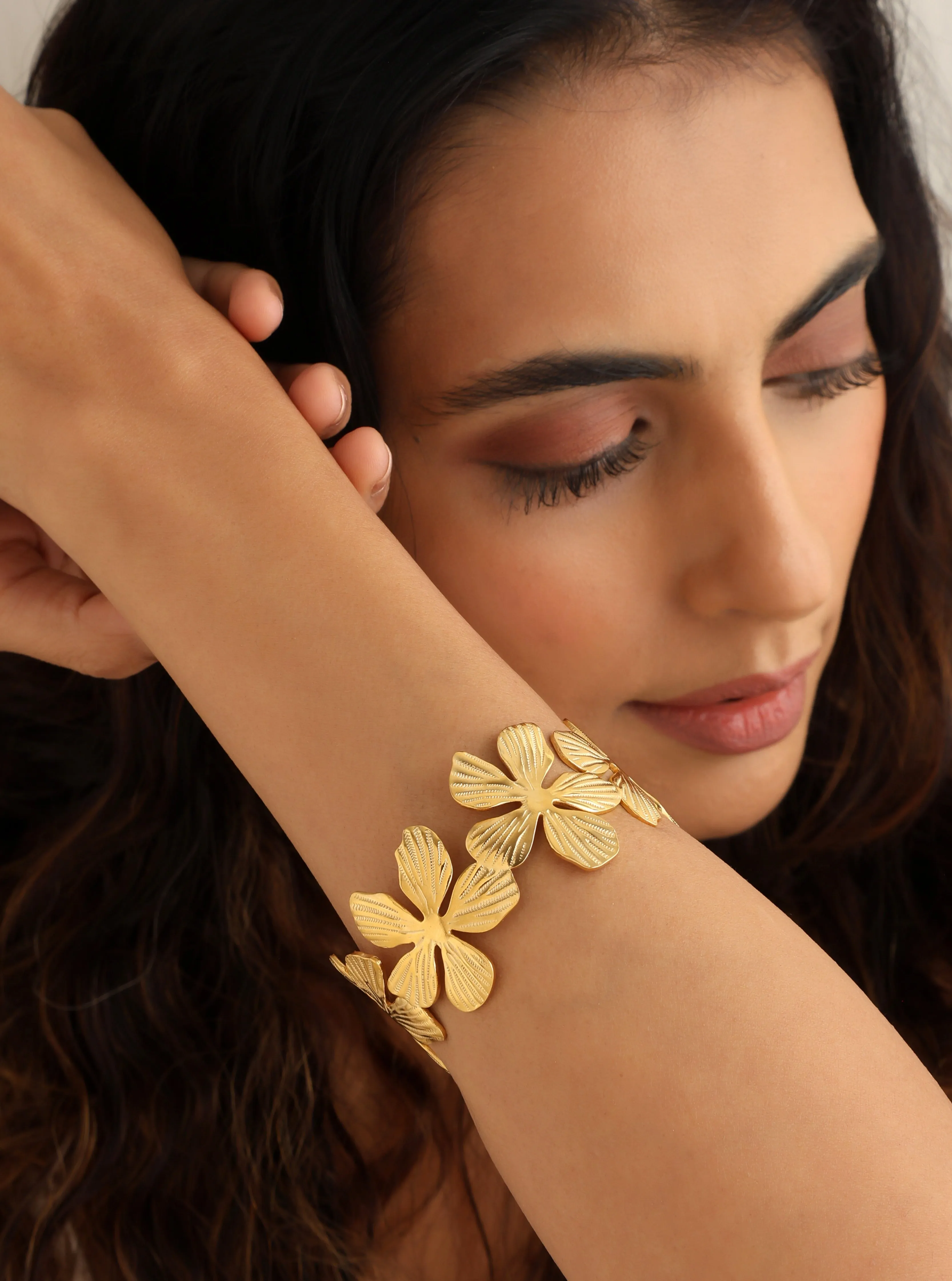 Classic Floral Waterproof Cuff