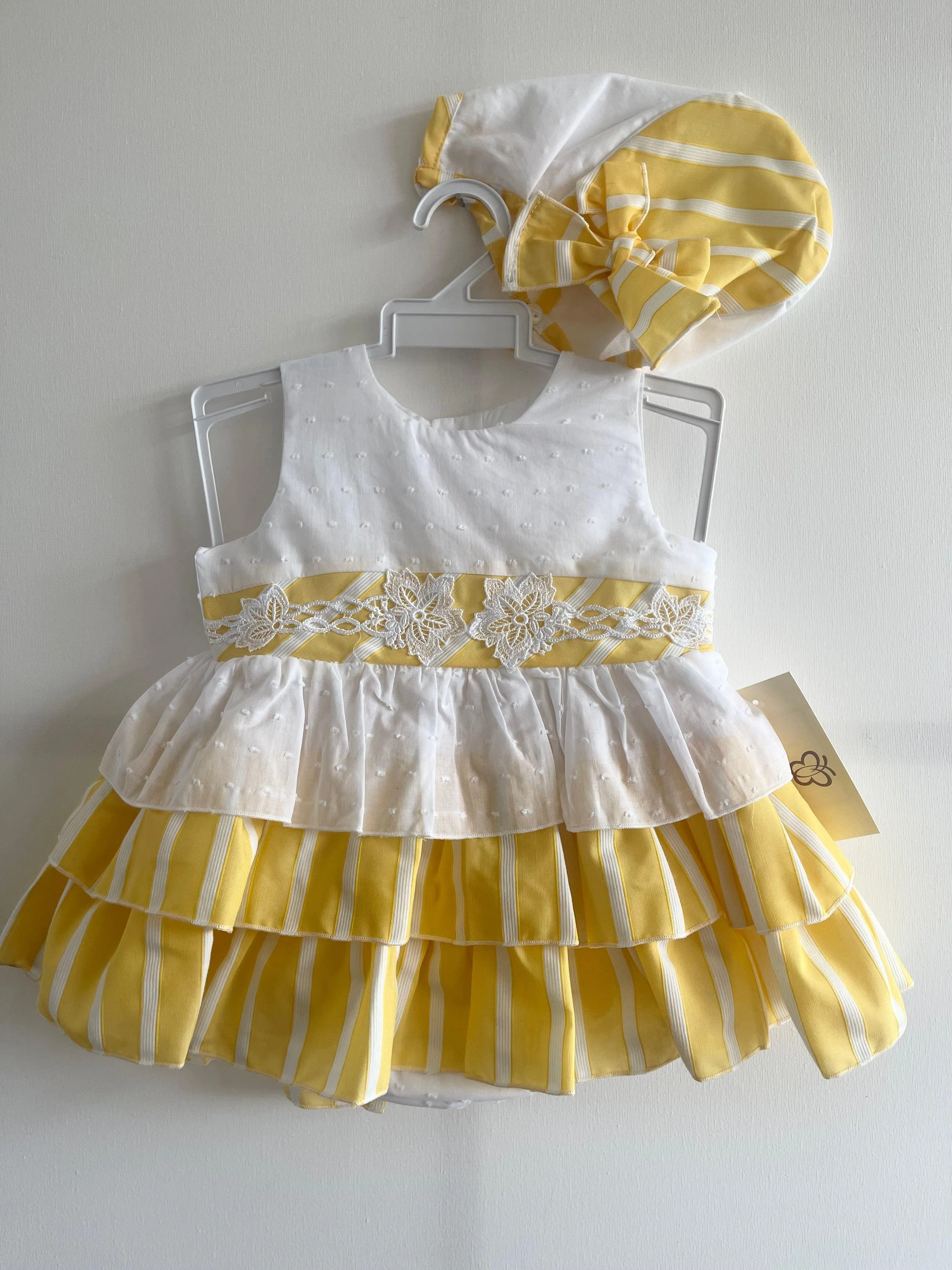 CLEARANCE SALE - DBB Collection Baby Girls Yellow & White Dress, Knickers & Bonnet Set 12m