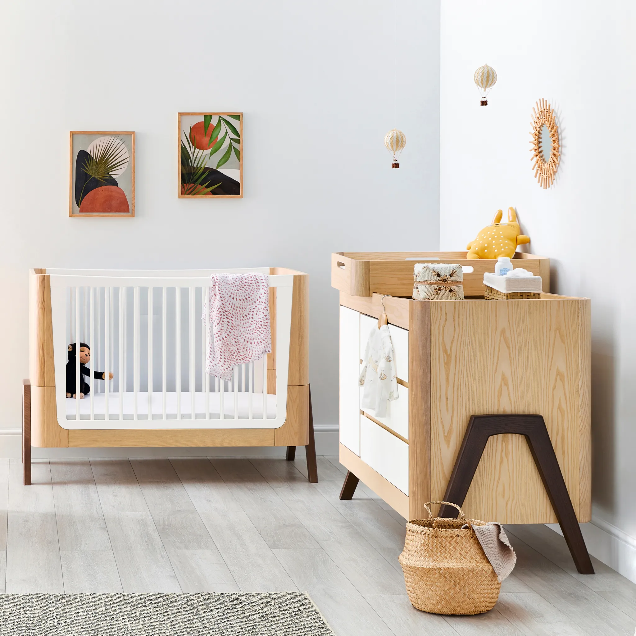 Gaia Baby | Hera Cot Bed, Dresser & Changer Bundle