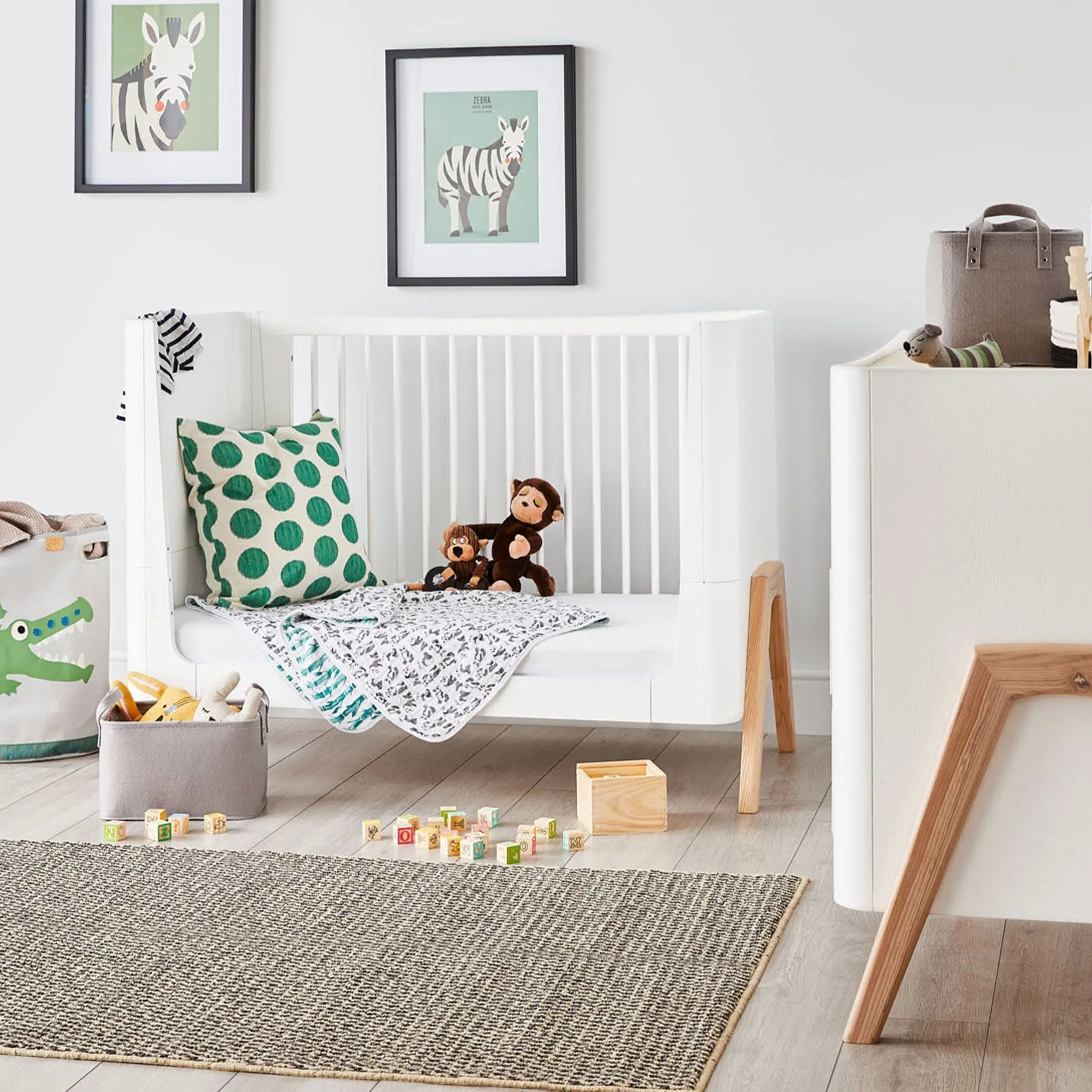 Gaia Baby | Hera Cot Bed, Dresser & Changer Bundle