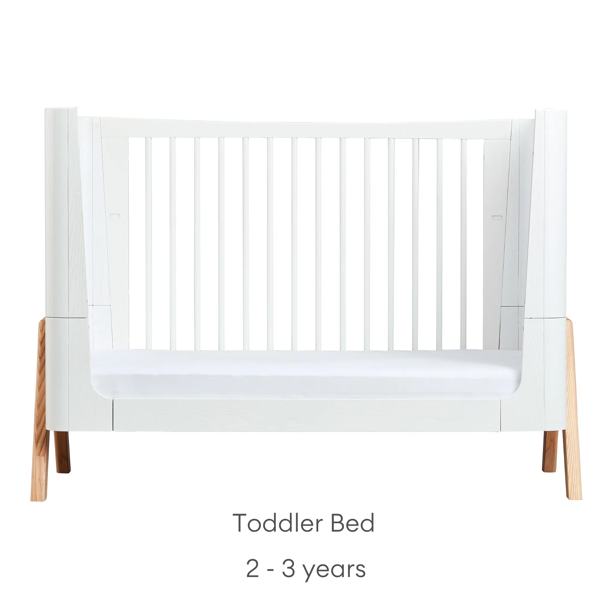 Gaia Baby | Hera Cot Bed, Dresser & Changer Bundle