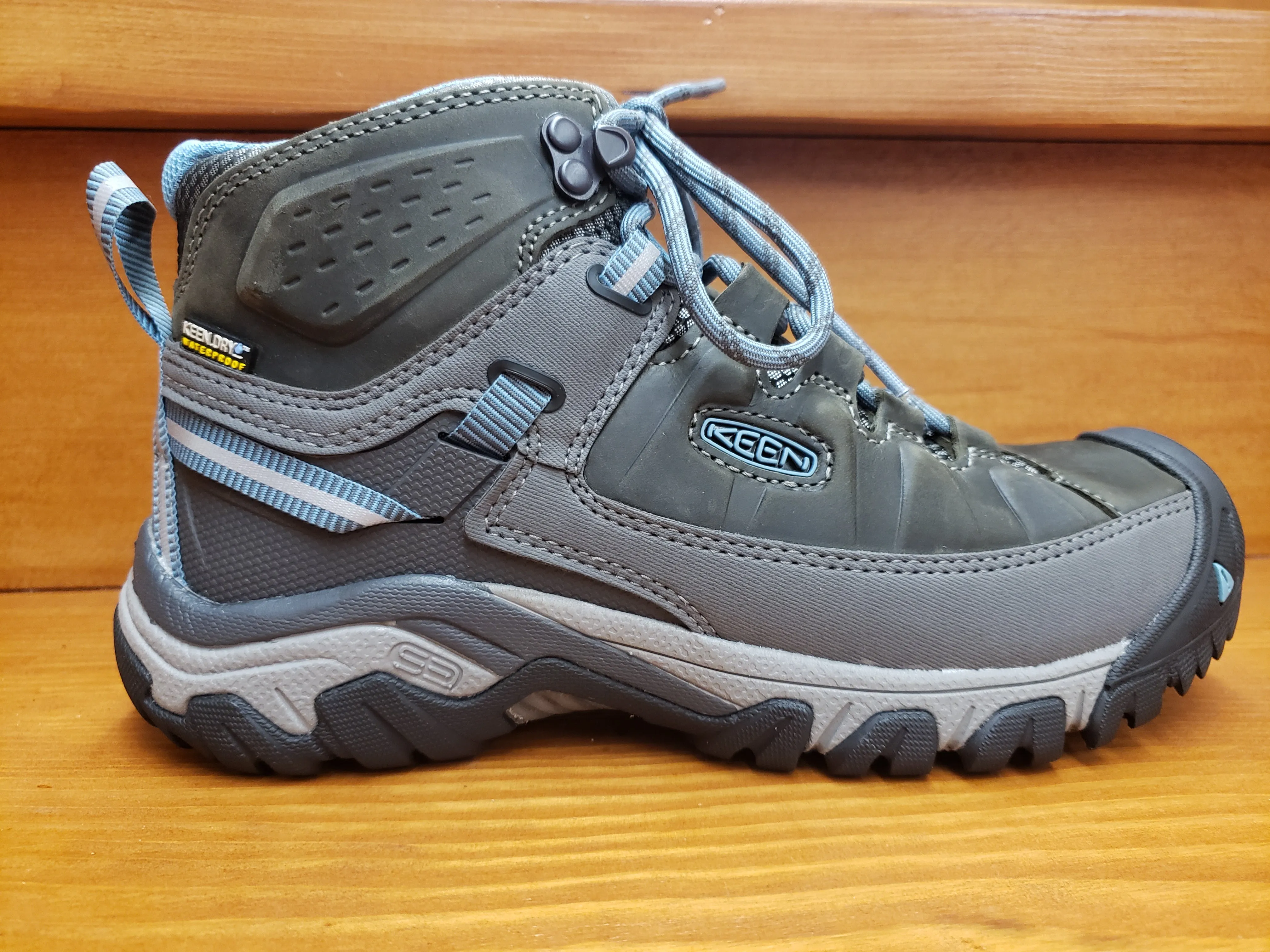 Keen Targhee 3 Mid WP Magnet/Atlantic blue 1023040