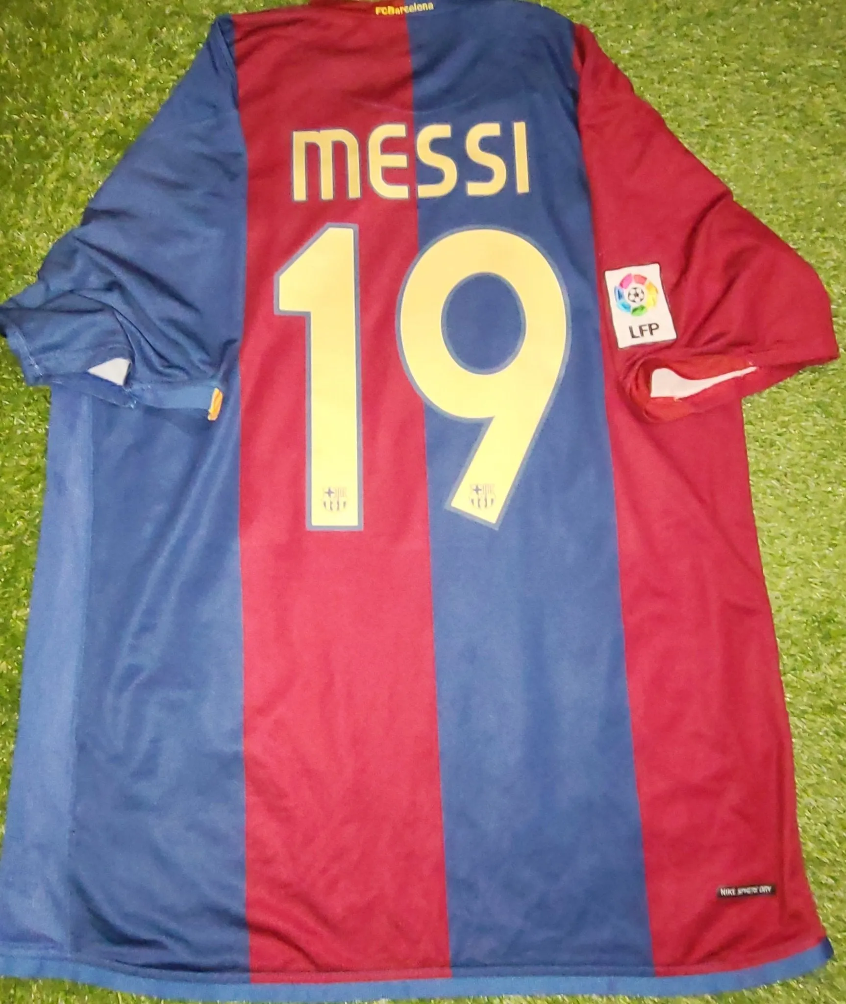 Messi Barcelona 2006 2007 Home Nike Jersey Shirt Camiseta XL SKU# F6AOM 146980