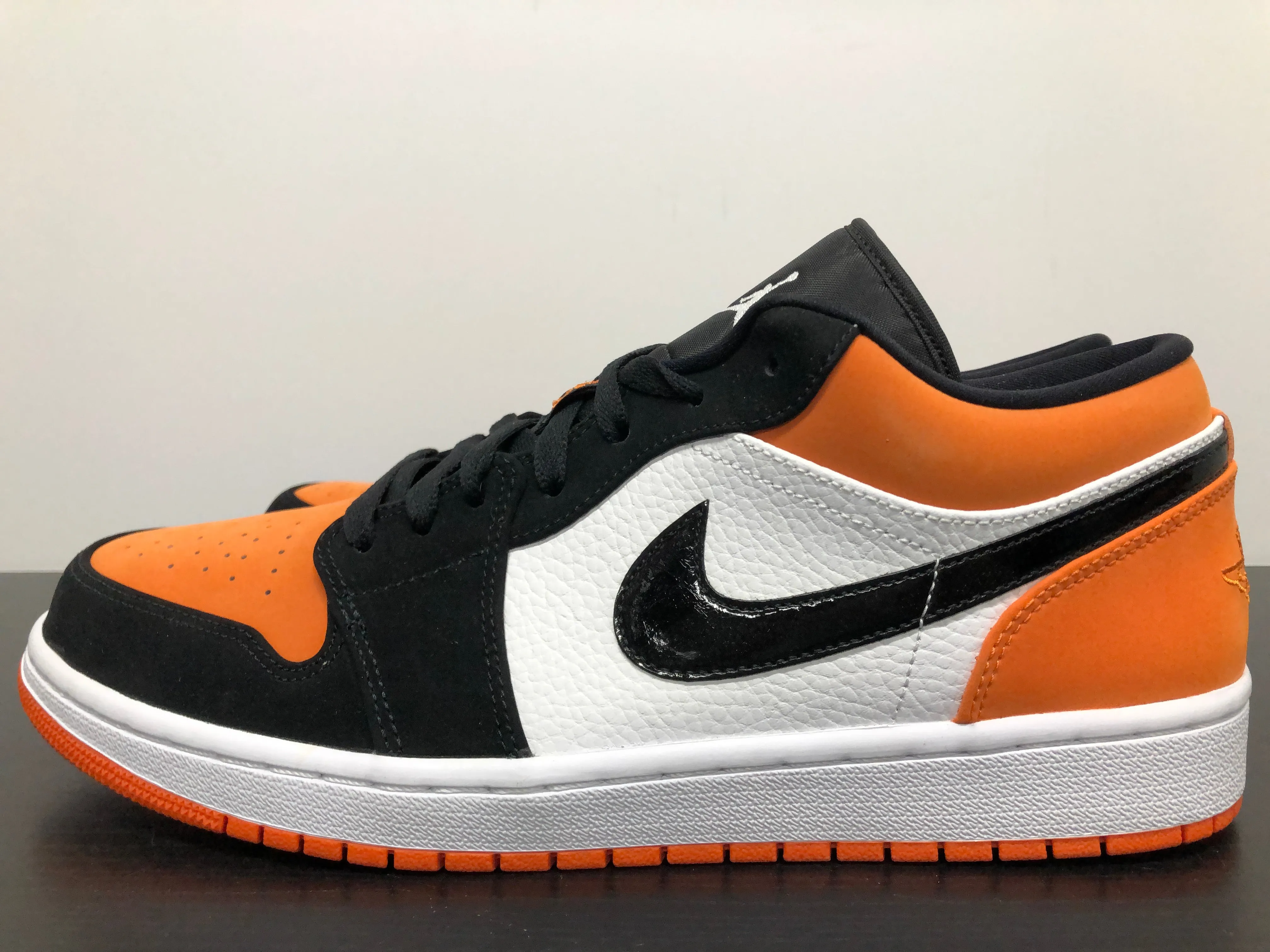 Nike Air Jordan 1 Low Shattered Backboard