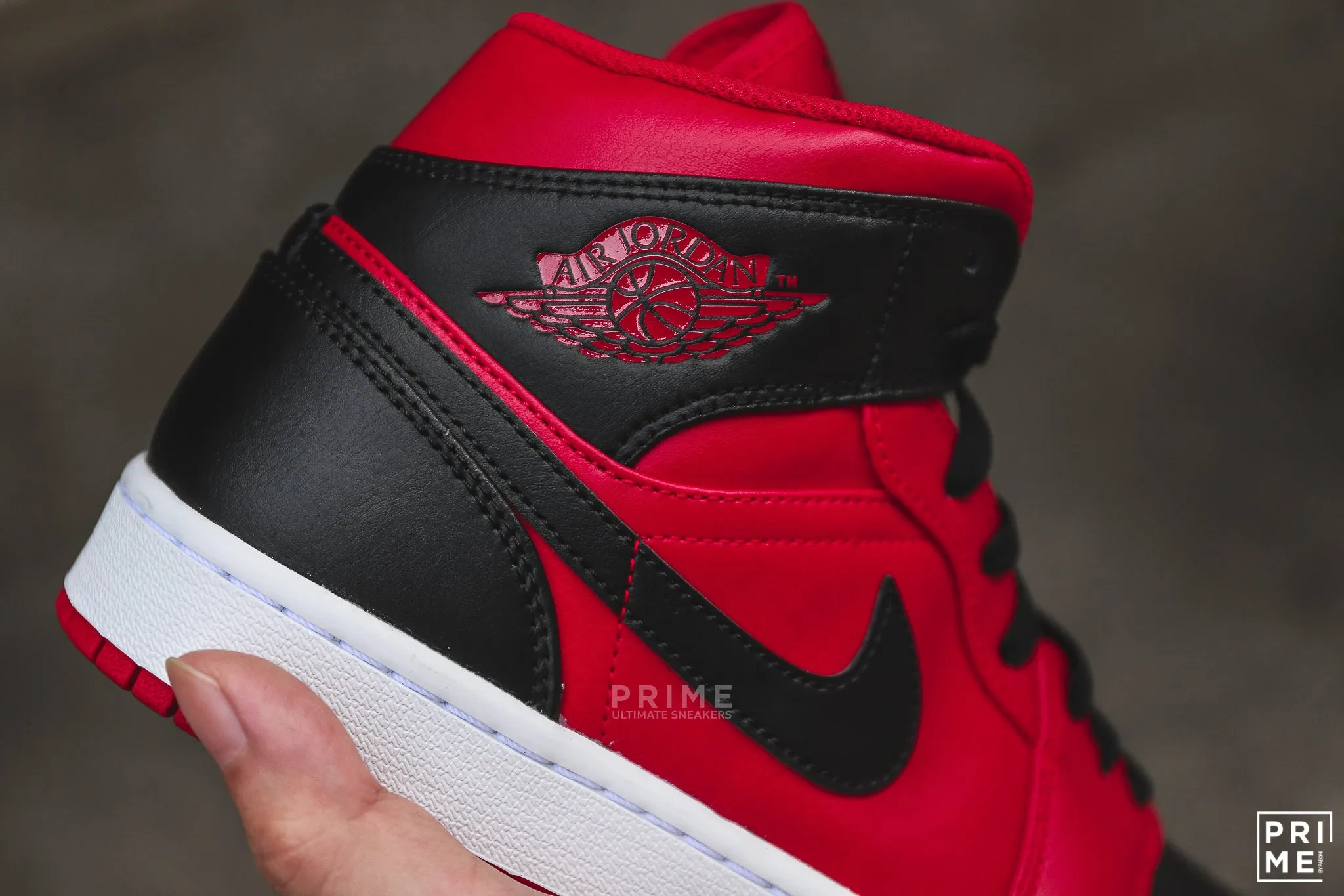 Nike Air Jordan 1 MID  Reverse Bred (554724 660)