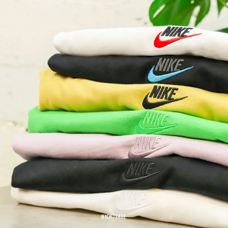 Nike NSW Small Embroidered Logo Swoosh Tee [DB3194]