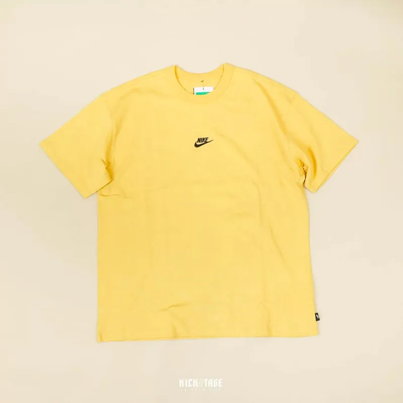 Nike NSW Small Embroidered Logo Swoosh Tee [DB3194]