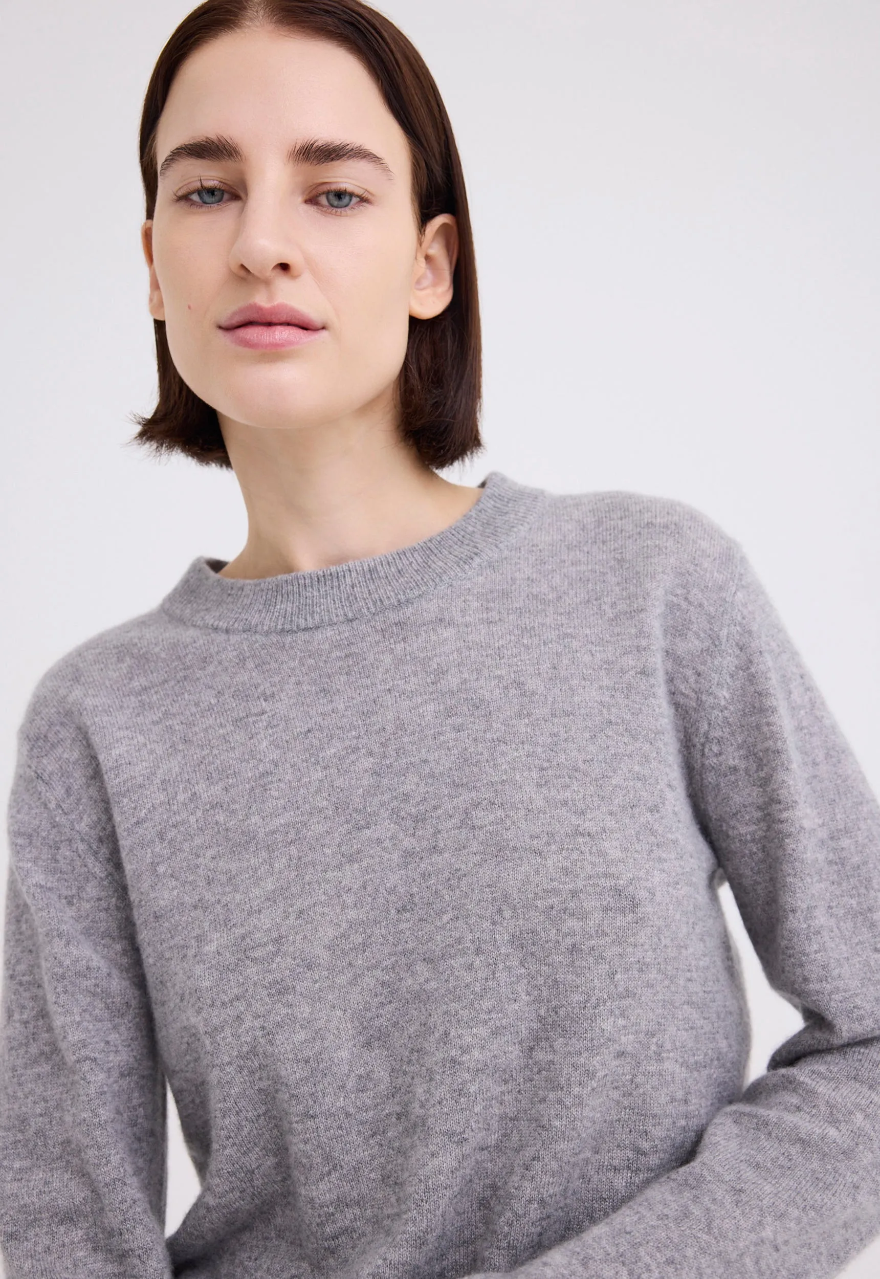 Peter Cashmere Sweater - Mid Grey Marle