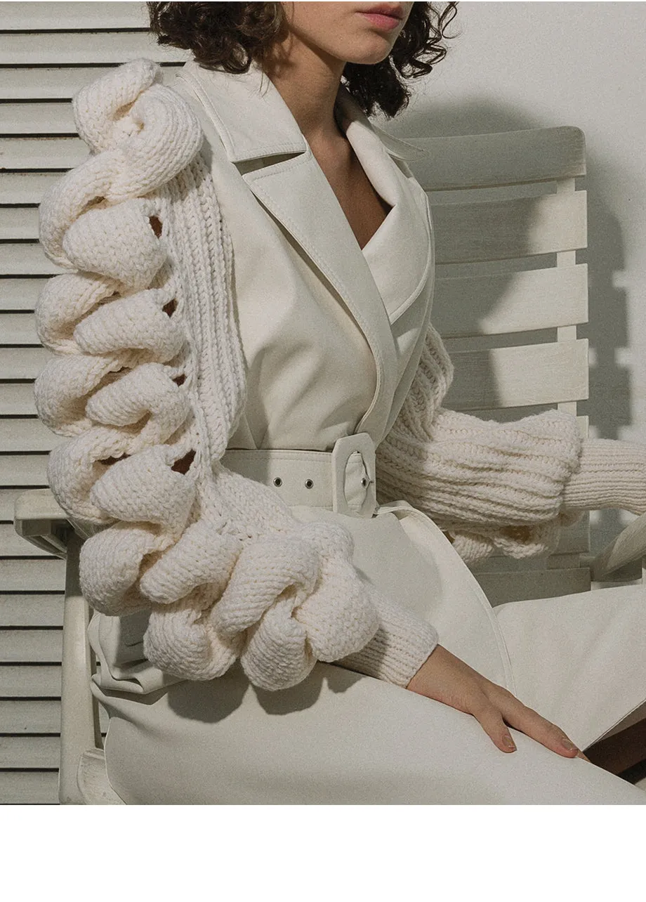 TRENCH COAT WITH KNITTED SLEEVES