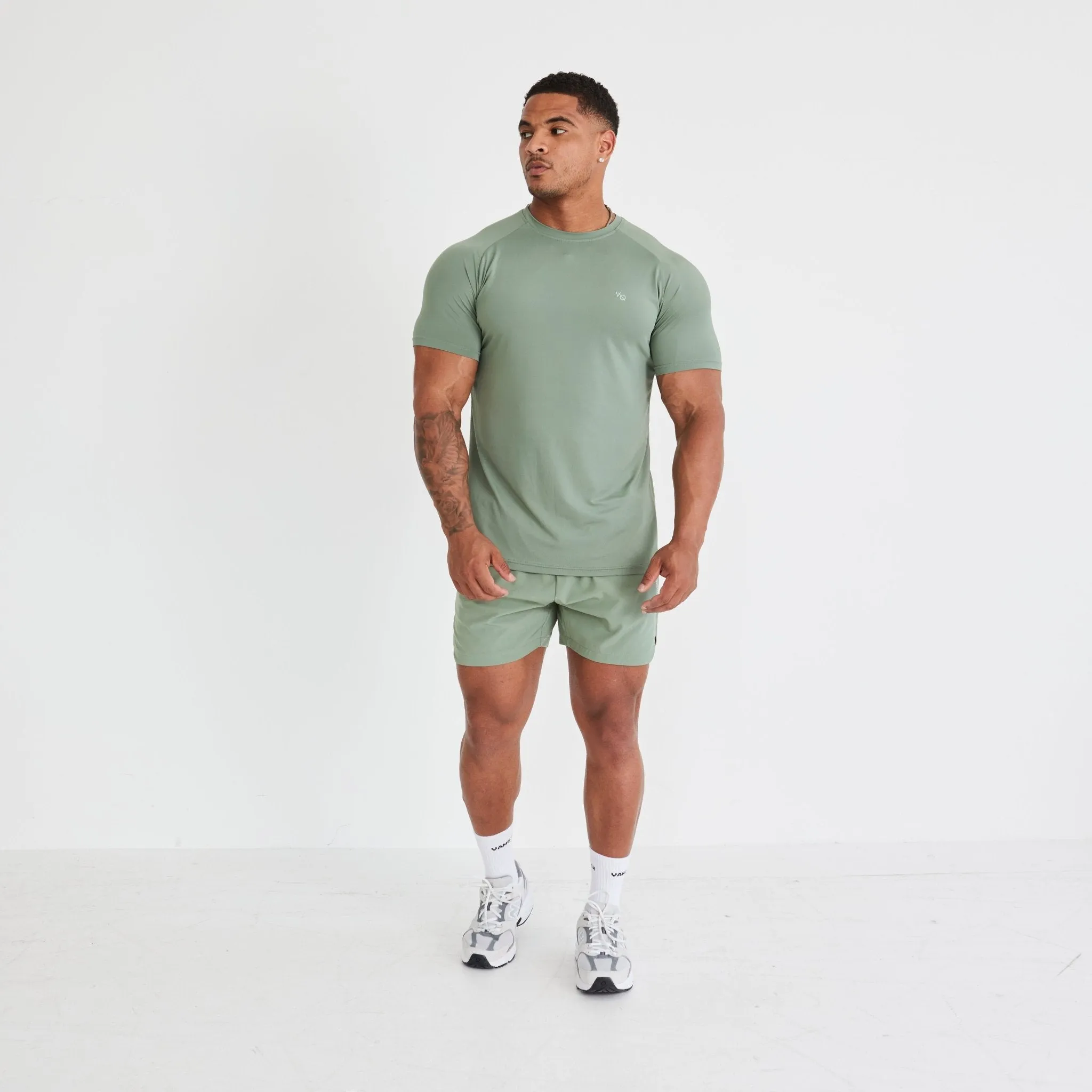 Vanquish Essential Green Performance Short Sleeve T Shirt